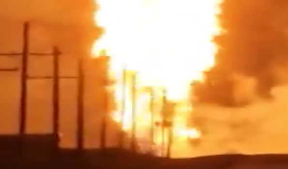 Gas pipeline explodes in Oklahoma spewing flames 500 feet high