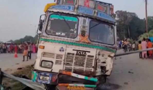 UP: 10 killed in tractor-truck collision, CM announces ex-gratia of Rs 2 lakh