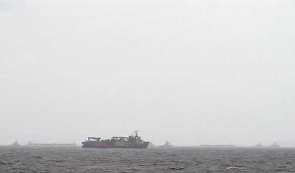 Maha: Police issues advisory after suspicious boat spotted at beach in Palghar