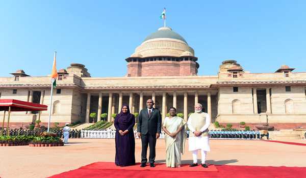 Maldives President Muizzu accorded ceremonial welcome at Rashtrapati Bhavan