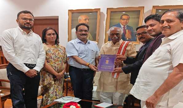 Haryana CEO submits list of new MLAs to Governor