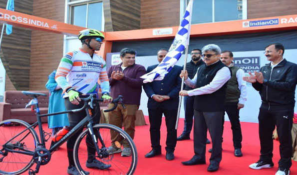 ‘Race Across India’ Cycling expedition flagged off from Srinagar to Kanyakumari