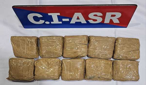 CI police intercept 2 vehicles with 10.4kg of Heroin