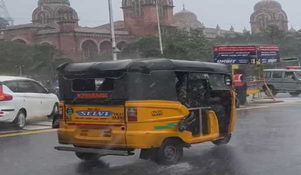 Depression moves at 10 kmph, rains abate, to intensify later and cross coast near Chennai tomorrow