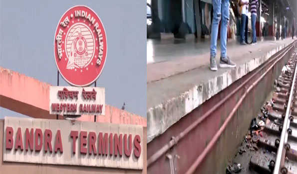 9 injured in stampede at Mumbai
