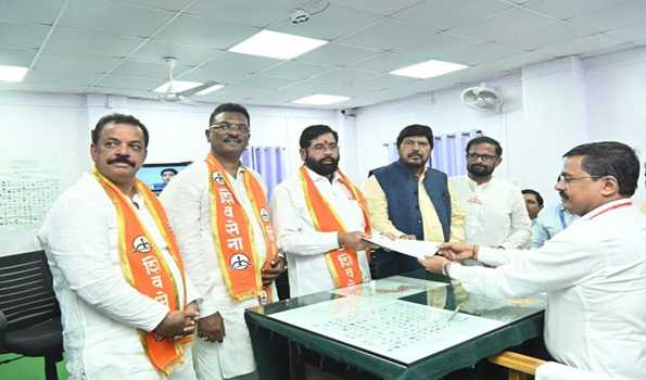 Maha: CM, DyCM file nominations with big road shows