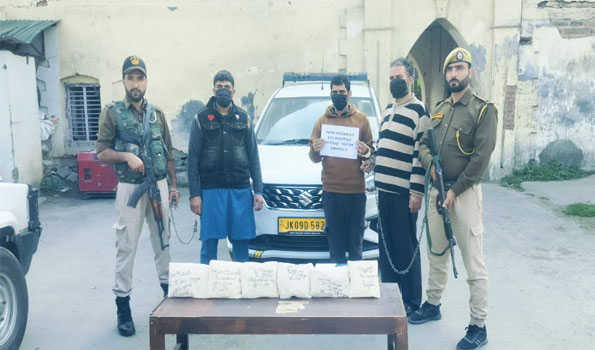 Police arrest three smugglers in Kashmir, seize heroin worth Rs 20 crore