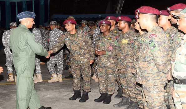 IAF chief visits Jammu, forward locations