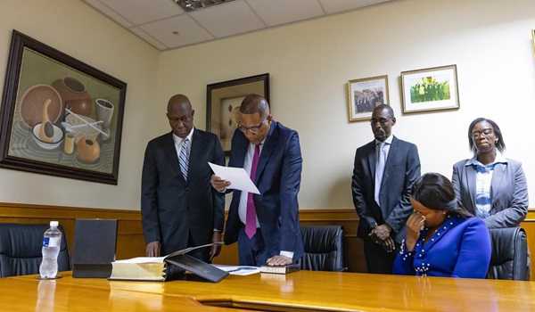 Duma Boko sworn in as Botswana 6th president