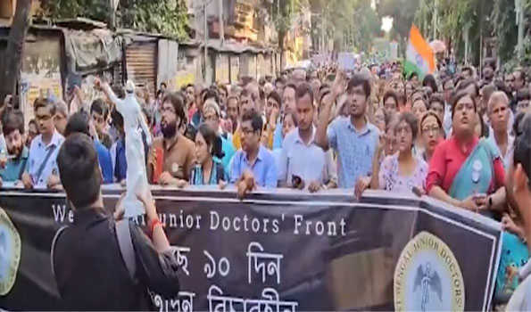 Junior doctors take out rally demanding justice for RG Kar rape-murder victim