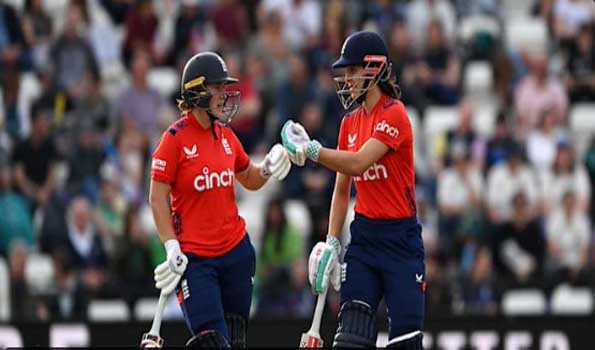 England recall Capsey for T20s against South Africa