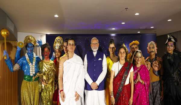 PM Modi watches Ramayana performed in Sanskrit by Brazilian group