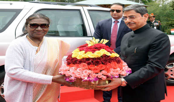 Prez Murmu arrives on  4-day visit to TN
