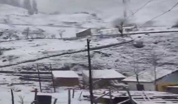 J&K: Upper reaches in Bandipora receive snow