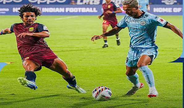Mumbai City FC defeats Hyderabad FC 1-0 in ISL