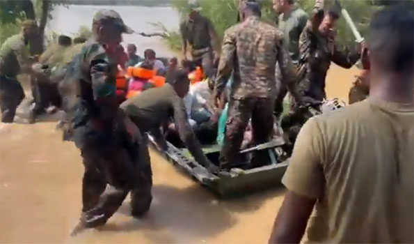 Indian Army engages in Cyclone rescue ops