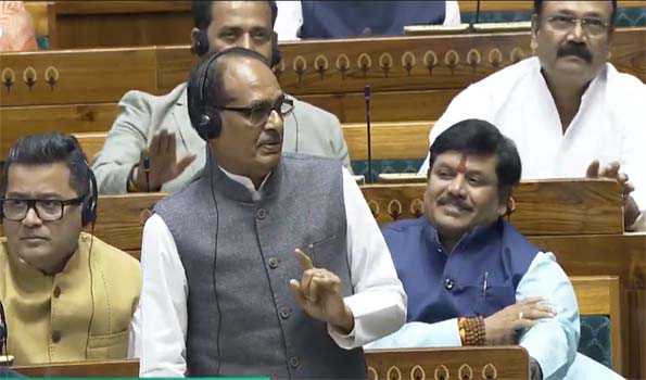 Bengal govt diverting Central funds to benefit undeserving people: alleges Minister