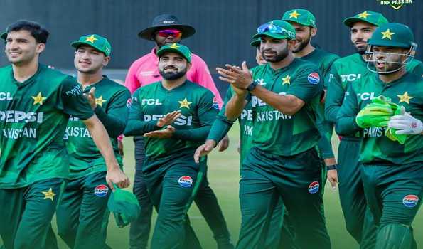 Muqeem takes 5 wickets as Pakistan thrash Zimbabwe in T20 series