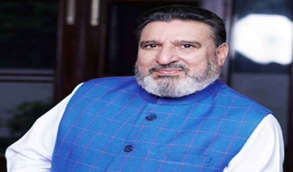 Proposed GST hike on textiles would adversely impact Kashmir shawl industries: Bukhari