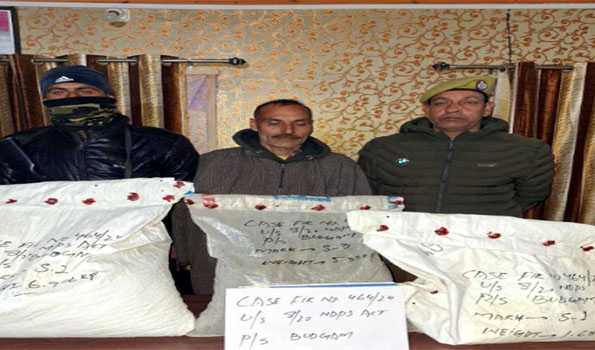 Police arrests two drug peddlers in Kashmir with contraband substances