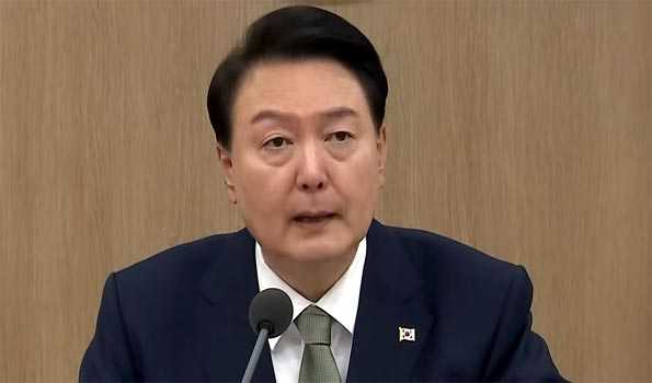 S Korean Prez Yoon banned from leaving country amid probe