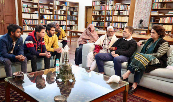 Rahul, Priyanka meet families of Sambhal violence