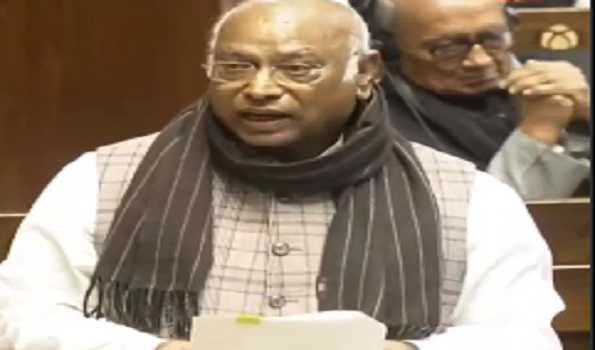 Kharge demands apology from PM Modi over remarks against Nehru