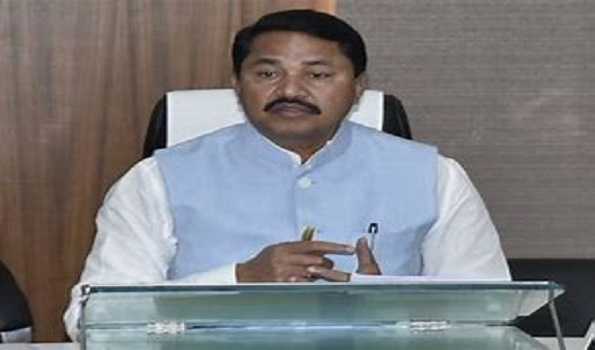 Maha: EVM Govt working to murder democratic system, claims Congress chief