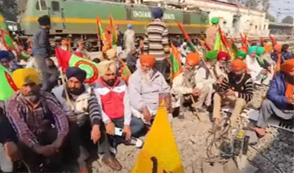 Punjab: Farmers hold Rail Roko protest, 12 trains cancelled, 38 affected