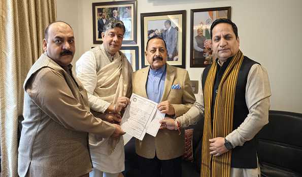 Jitendra takes active membership of BJP in Jammu