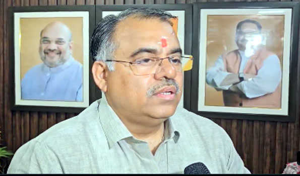 Gandhis, Abdullah, sullied image of Ambedkar as nation builder : Chugh