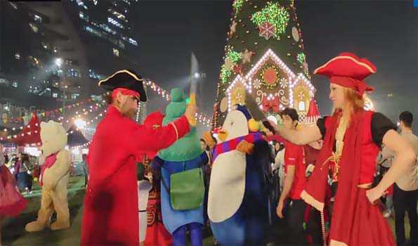 Maha: Christian community in Mumbai celebrates Christmas with joy