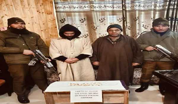 J&K Police solves theft case in Srinagar, Two arrested