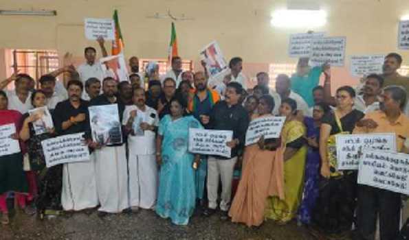 AIADMK holds stir to condemn Anna Univ Sexual assault incident