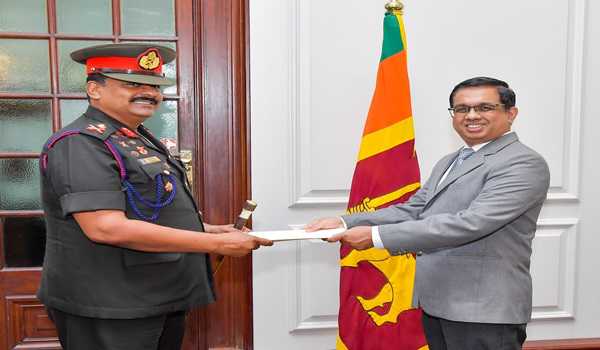 Sri Lanka appoints new army, navy chiefs