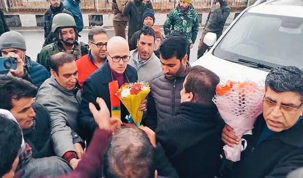Omar Abdullah dares BJP to hold Assembly election in J&K along with Lok Sabha poll