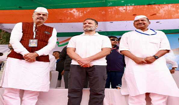 Rahul enters Odisha from Jharkhand, will hold roadshow on Wednesday