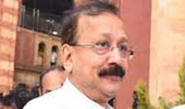 Former Maharashtra Minister Baba Siddique quits Congress