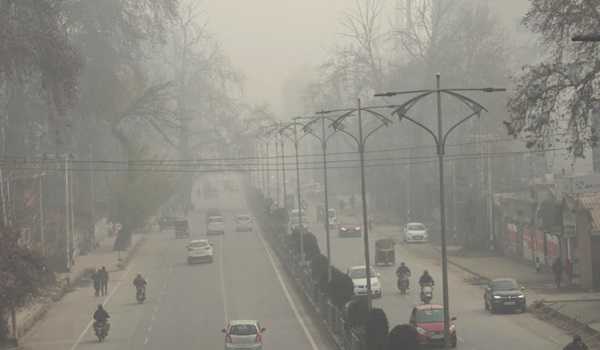 Except Srinagar, night temperature rises slightly in Kashmir