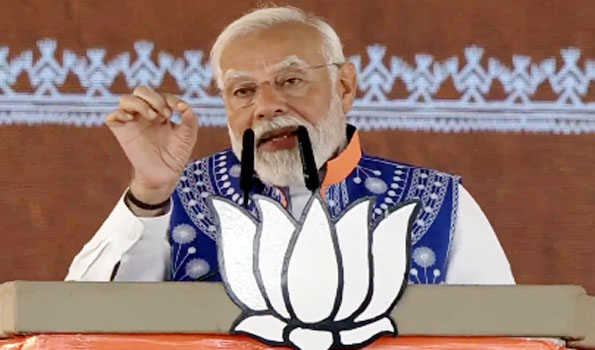 Cong caught in its own quagmire of sins: PM Modi