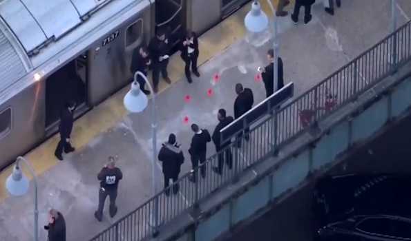Shooting in New York subway station leaves 1 dead, 5 injured