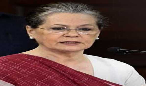 Sonia writes emotional letter to people in Rae Bareli