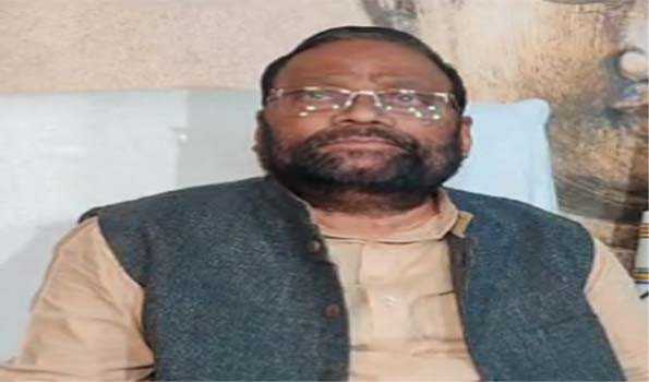Swami Prasad tenders resignation from SP