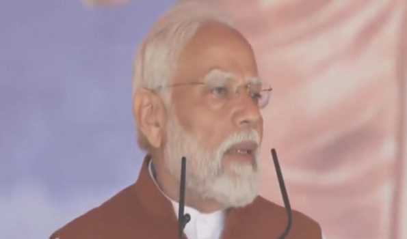 Those who have lost sense  calling youth of UP addict: PM Modi