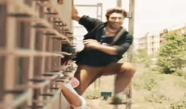 Vidyut Jammwal graces Kolkata for Crakk: Jeetegaa toh Jiyegaa promotion