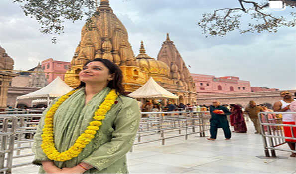 Tamannaah Bhatia visits Kashi Vishwanath temple during stay in Banaras