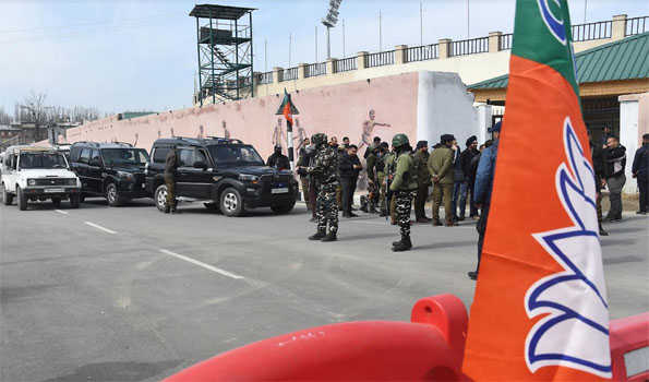 Ahead of PM's visit, muti tier security in Srinagar