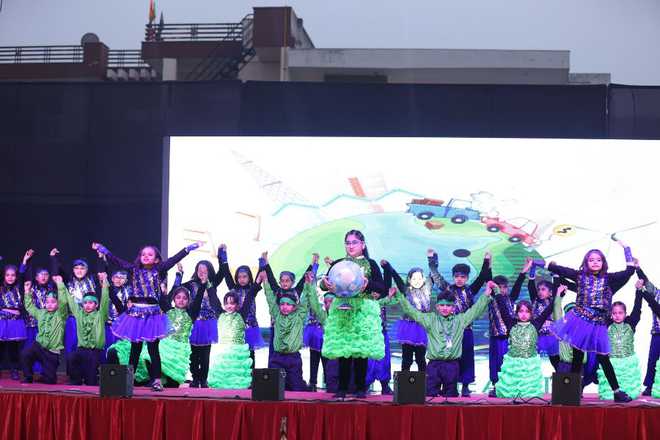Apeejay Svran Global School Faridabad holds Annual Appreciation Day reflecting cultural wonders of Adbhut Bharat