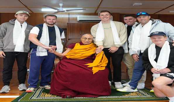 England cricket players meet Dalai Lama