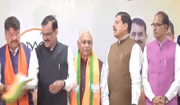 Suresh Pachouri joins BJP